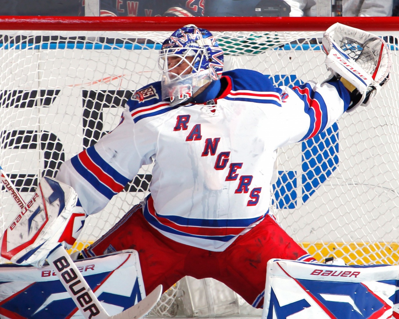 Хоккеист Нью-Йорк Рейнджерс Хенрик Лундквист