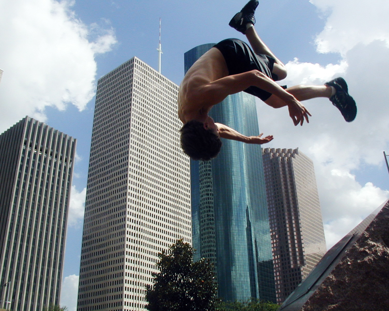 Паркур в большом городе