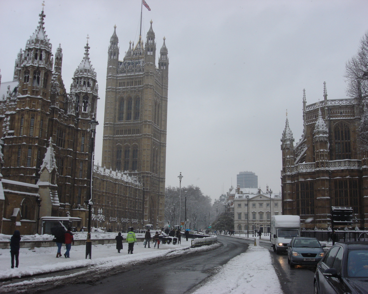 Снег в Лондоне центр города
