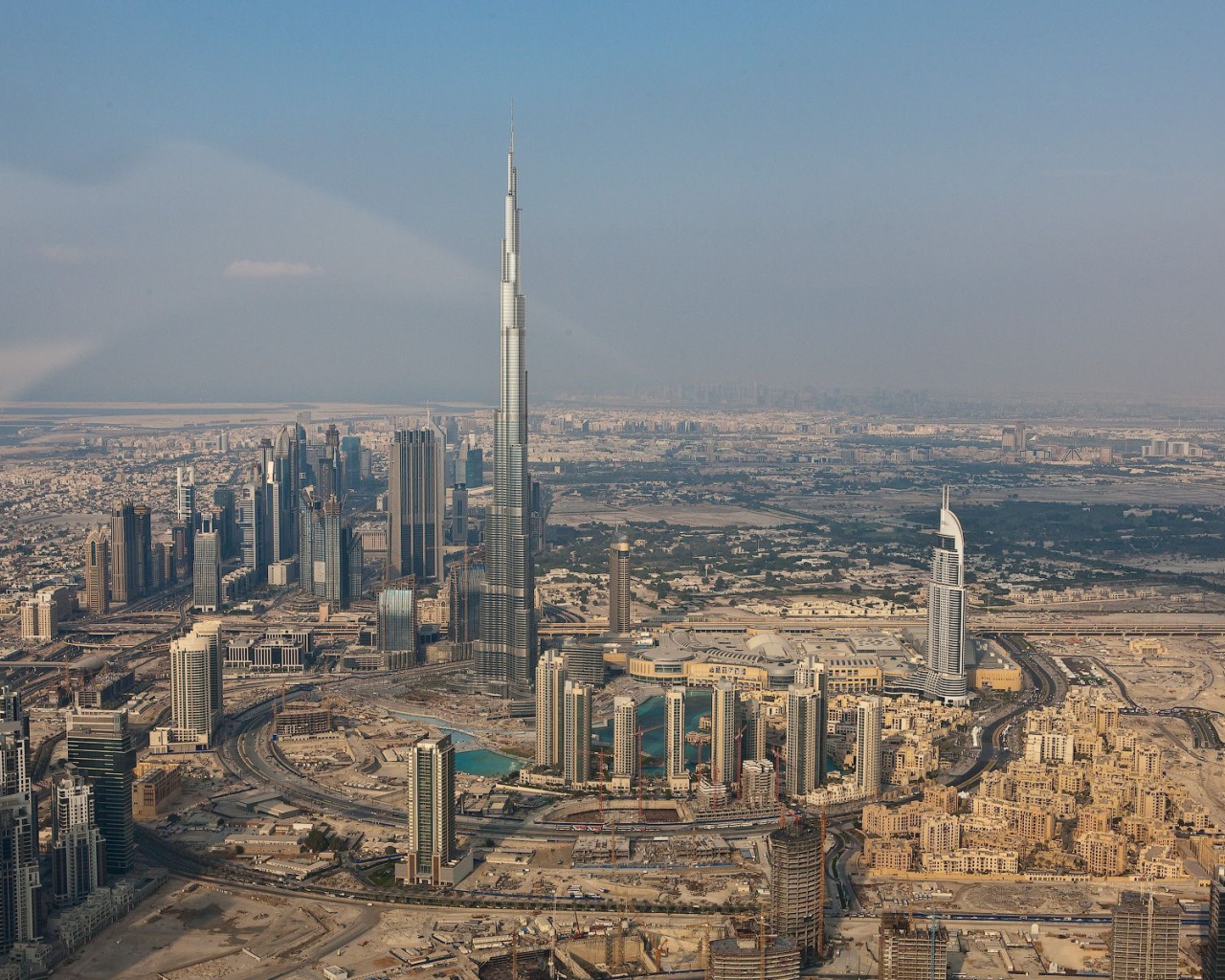 Стройка в Дубаи