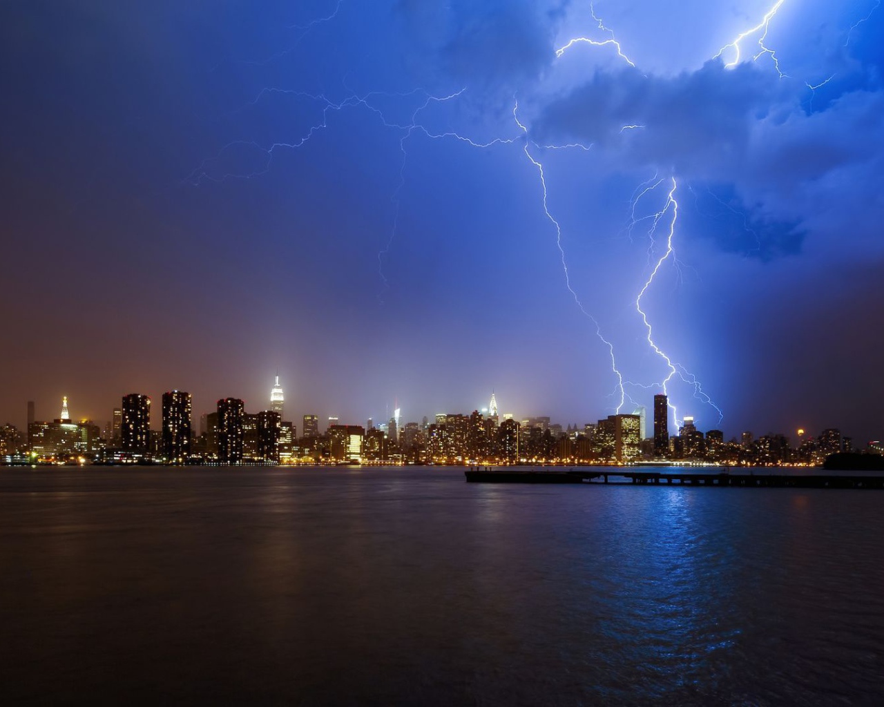 Гроза в Нью-Йорке