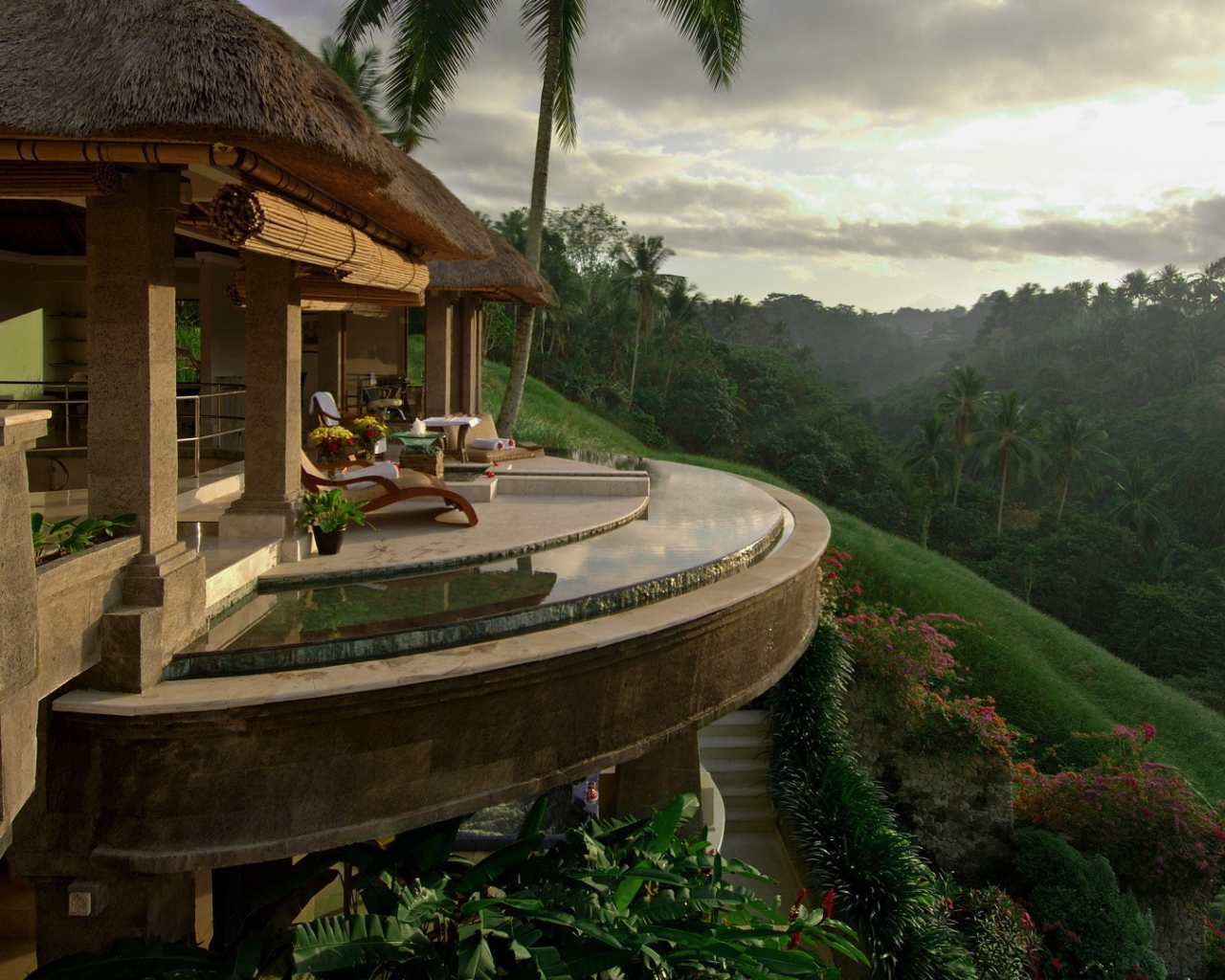 Вилла в джунглях на Бали