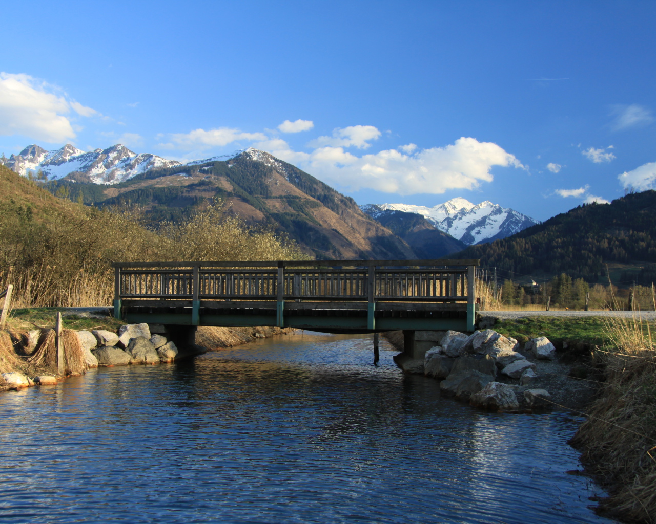 Мост на курорте Цель-ам-Зее, Австрия