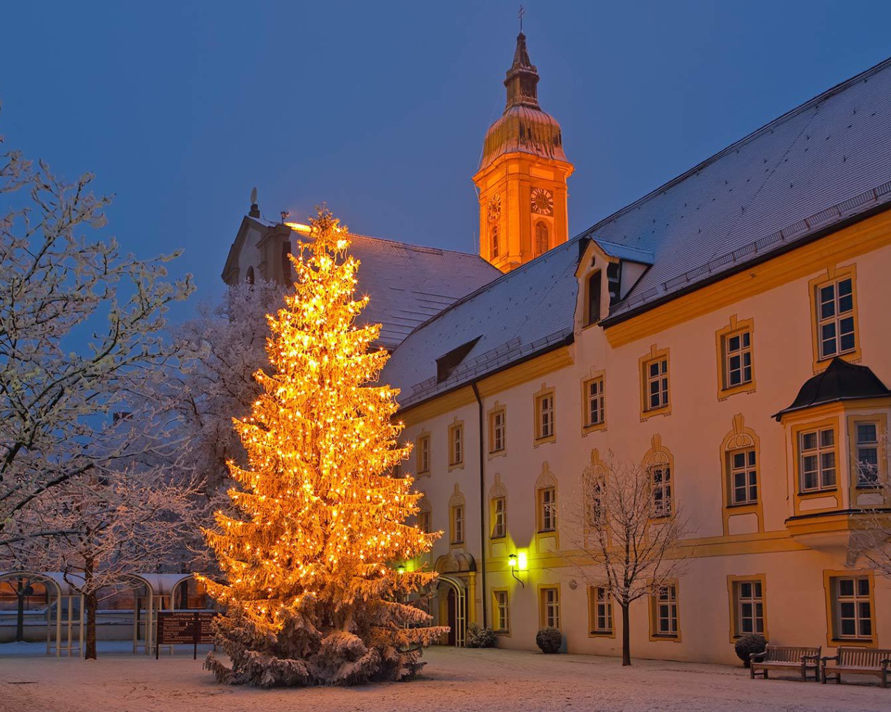 Рождество в городе Нойштифт, Австрия