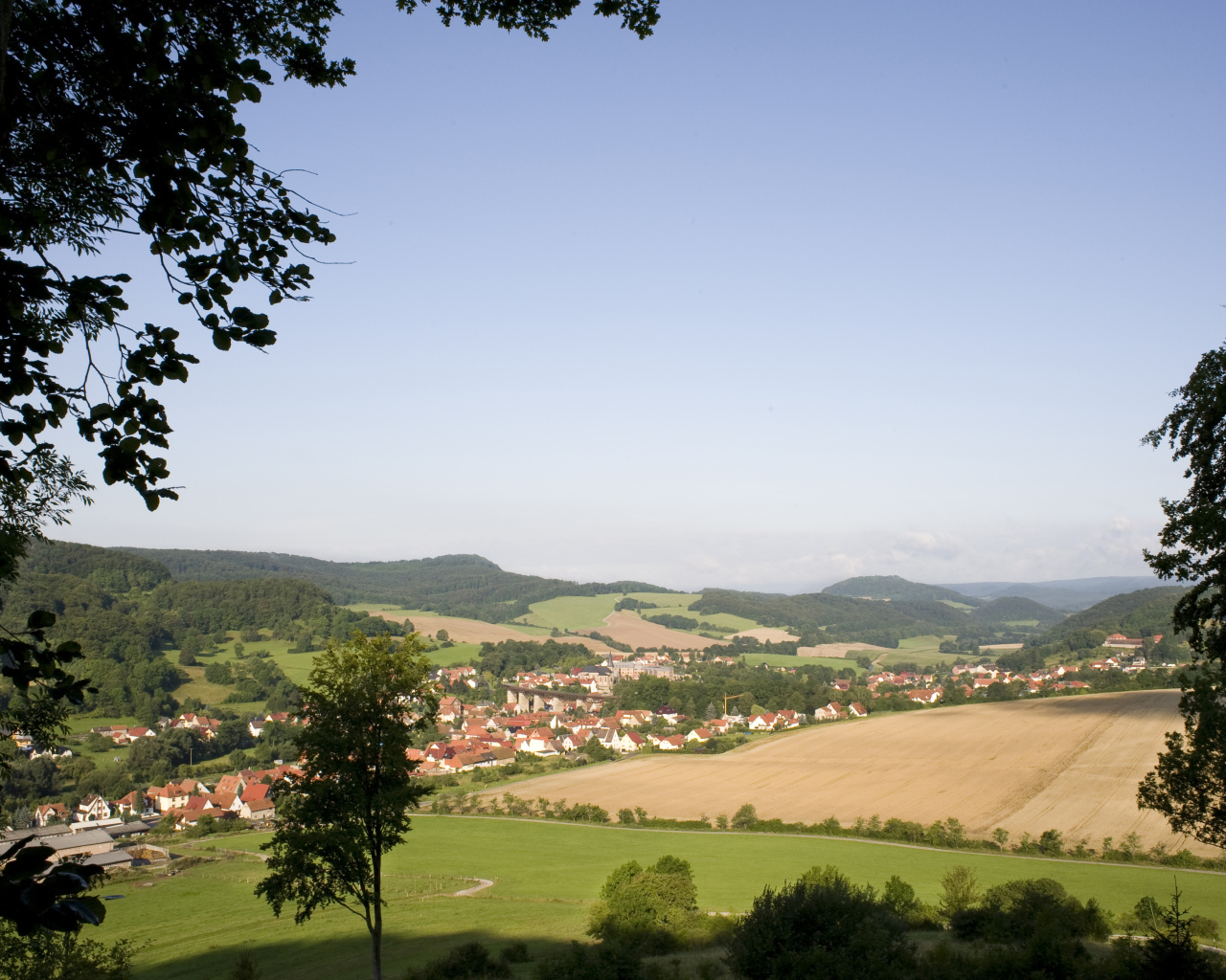 Поля в окрестностях города Лэнгенфельд, Австрия