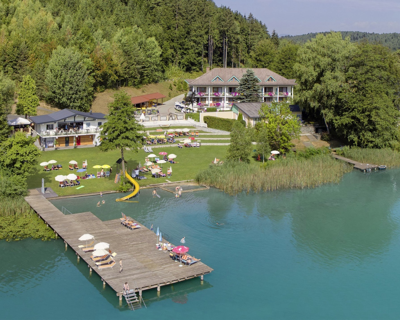 Гостиница на берегу озера Клопайнер Зее, Австрия