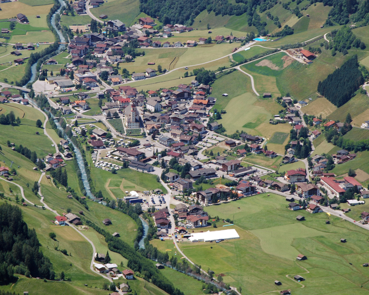 Панорама в городе Нойштифт, Австрия