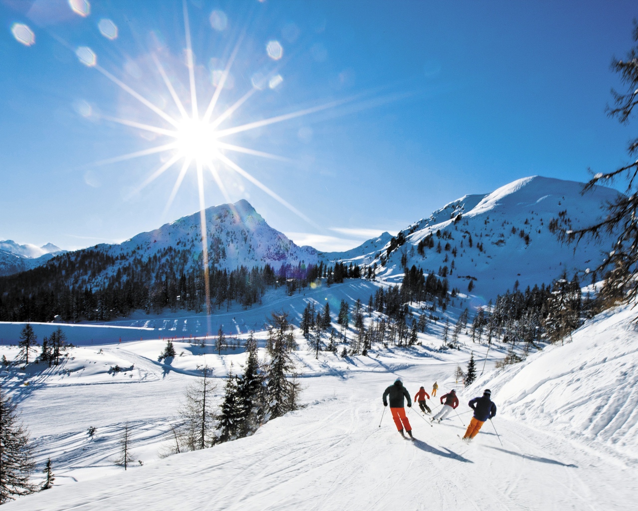 Катание на лыжах на горнолыжном курорте Шладминг, Австрия