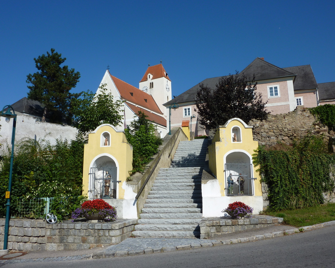 Лестница в городе Лэнгенфельд, Австрия
