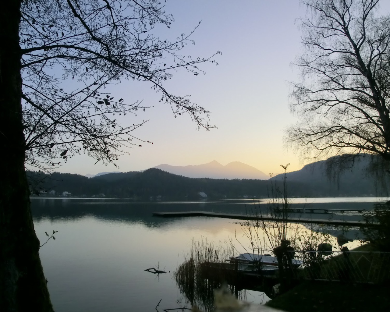 Закат на озере Клопайнер Зее, Австрия