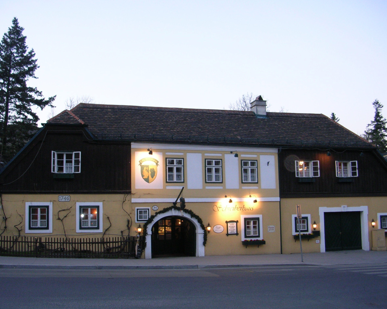 Городской дом в городе Нойштифт, Австрия