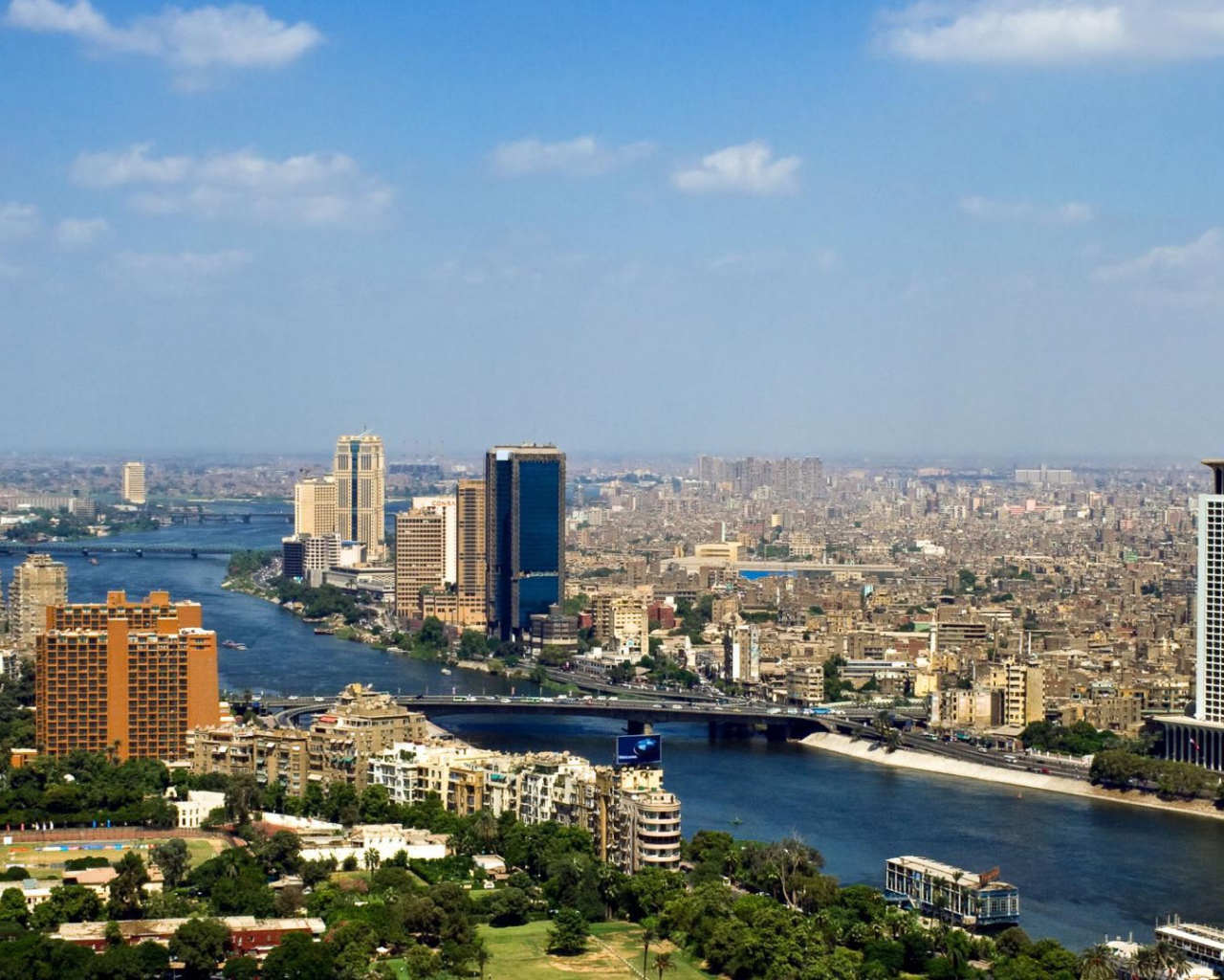 Река в Каире