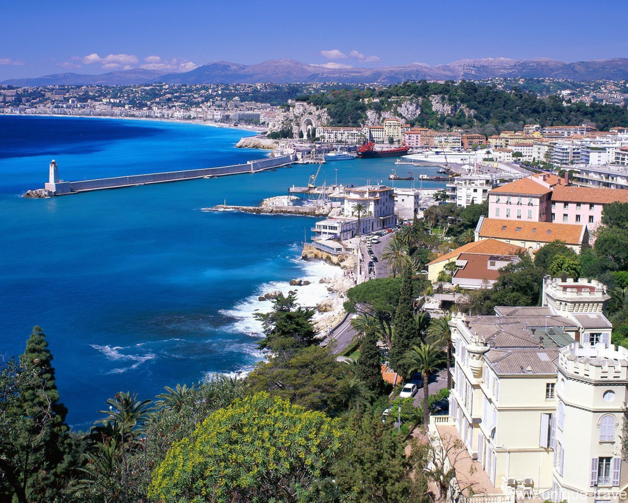 Голубая лагуна в городе Ницца, Франция