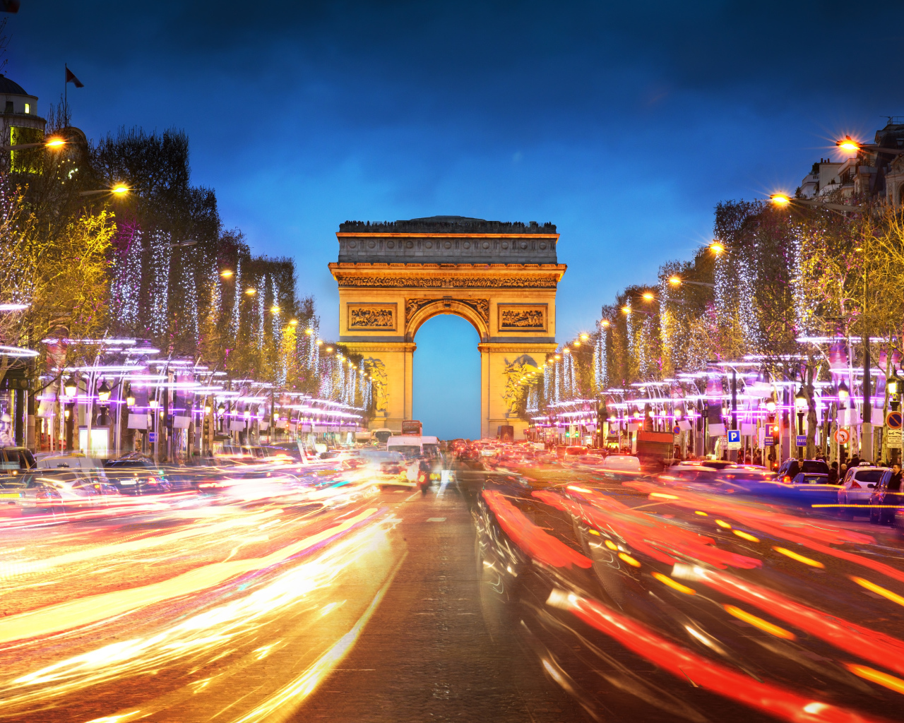 Елисейские поля в Париже, Франция