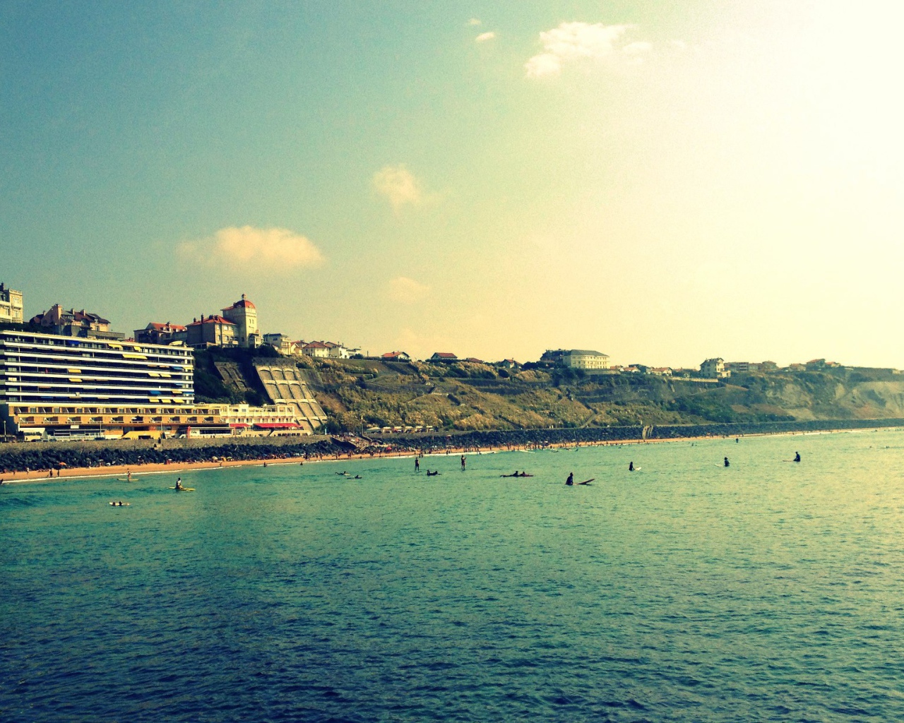 Побережье на курорте Биарриц, Франция