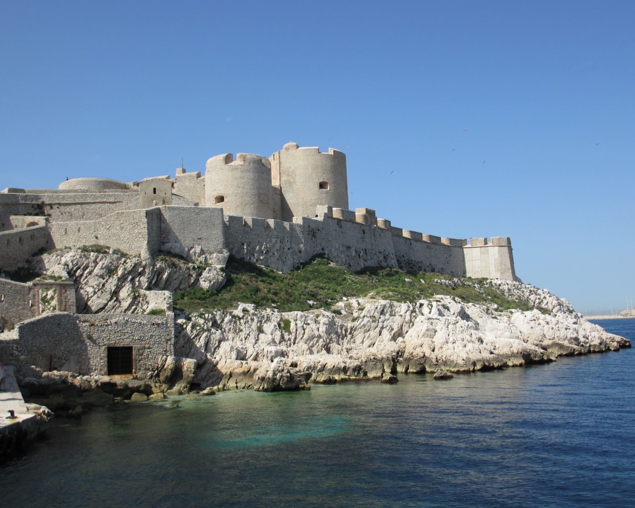 Крепость в городе Марсель, Франция