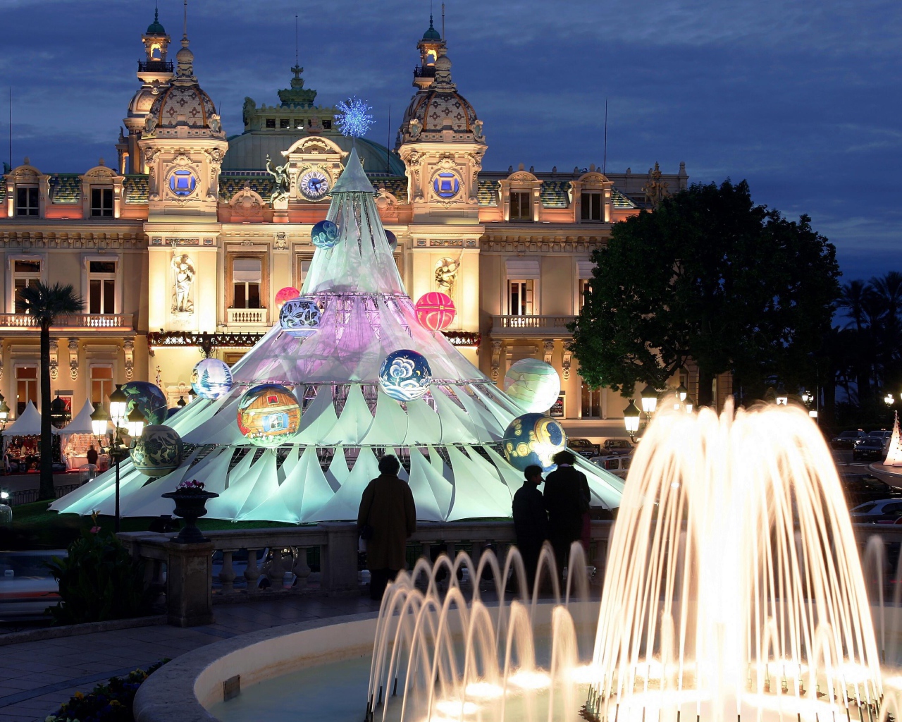 Фонтан в Монако