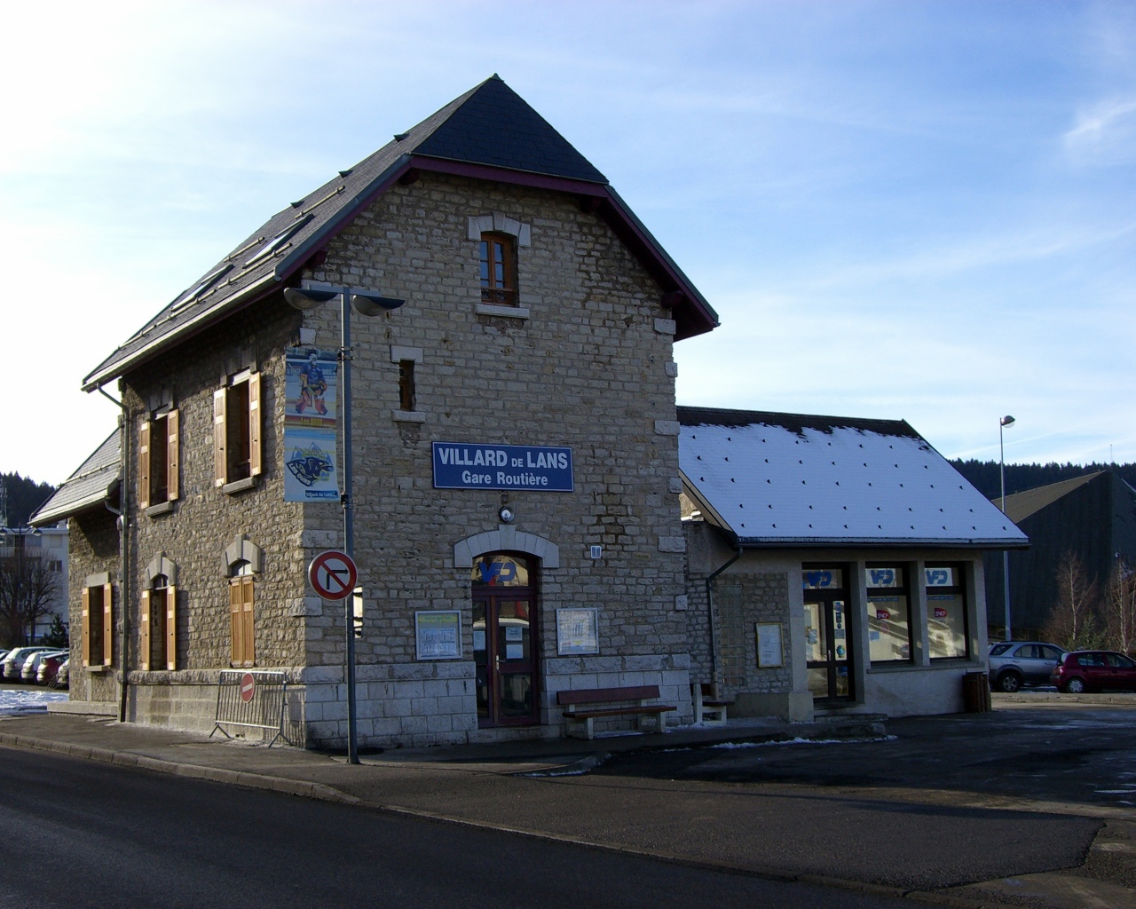 Старинное здание на курорте Виллар-де-Ланс, Франция