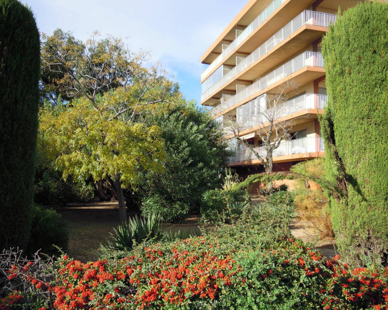 Отель на курорте Порт Де Фрежюс, Франция