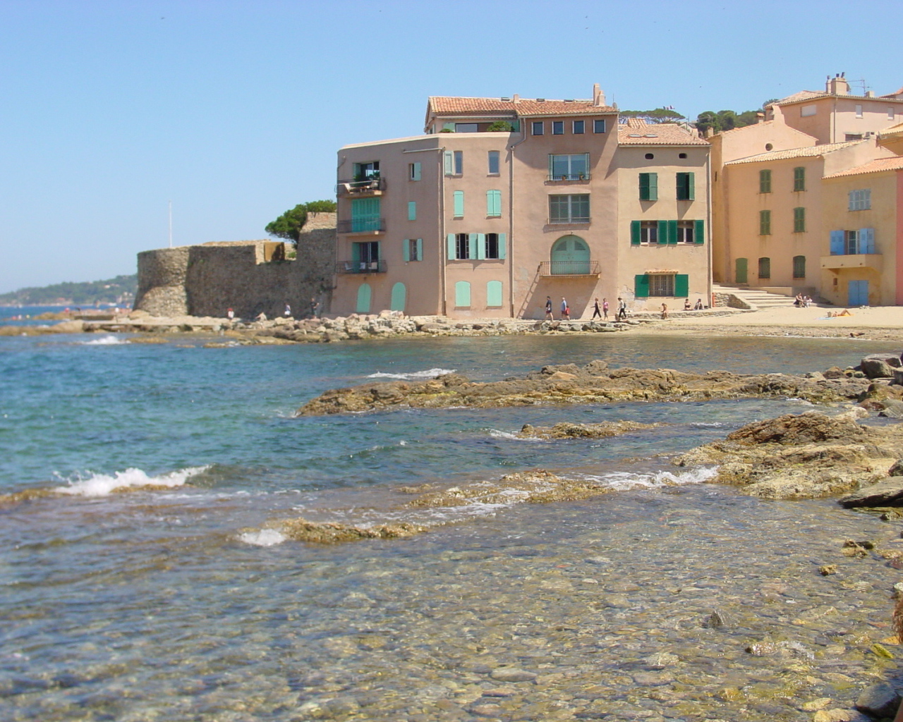 Дома на пляже на курорте Сен-Тропе, Франция