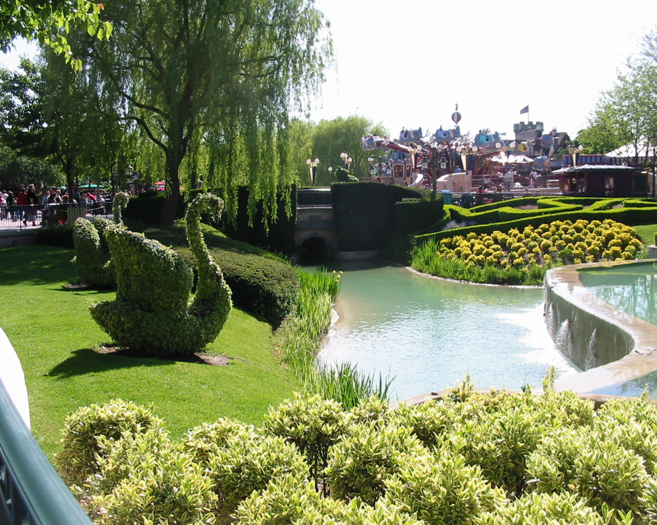 Живые скульптуры в Диснейленде, Франция