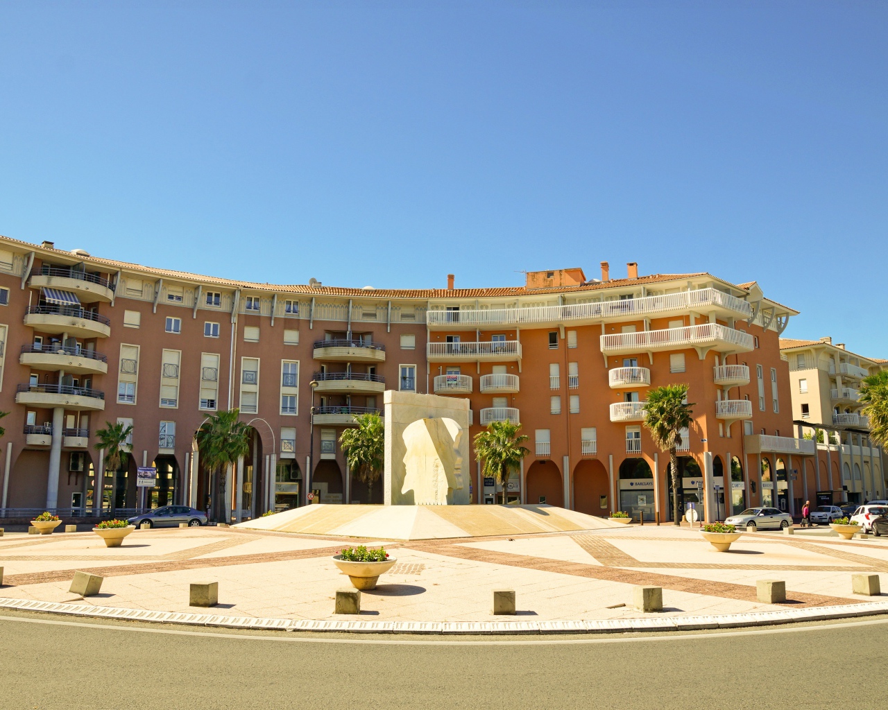 Роскошный отель на курорте Порт Де Фрежюс, Франция