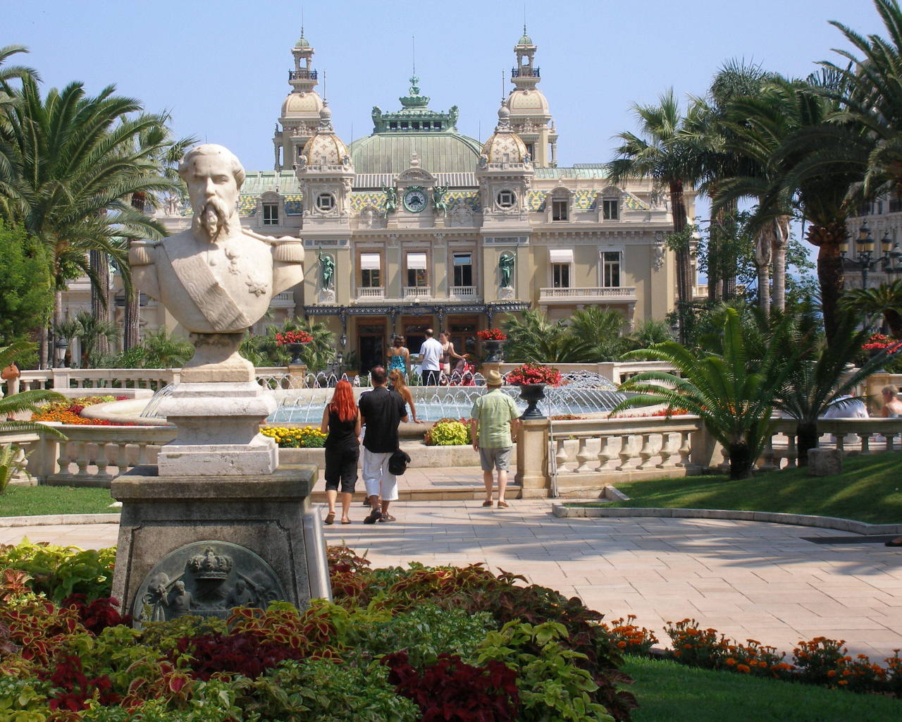 Памятник в Монте-Карло, Франция