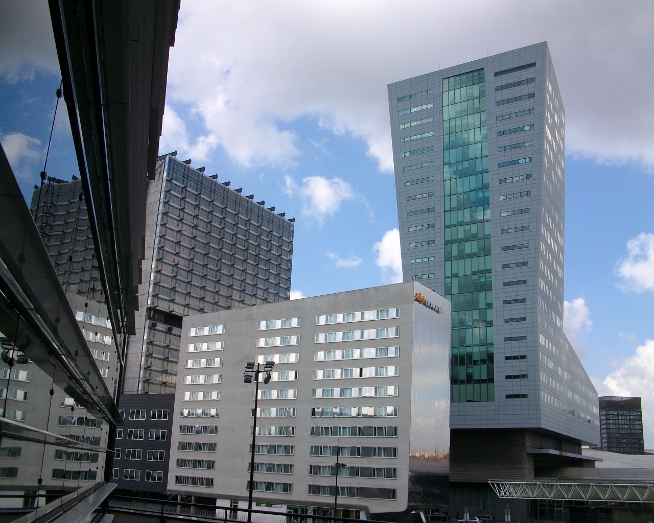 Офисные здания в городе Лилль, Франция