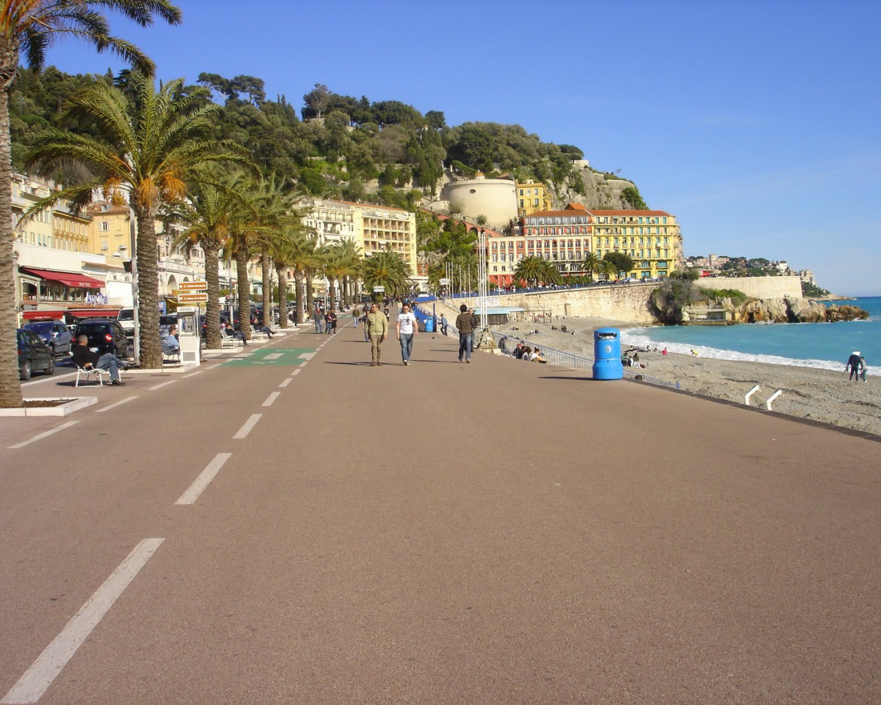 Набережная в городе Ницца, Франция