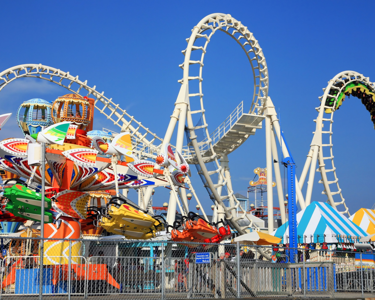 Американские горки в Диснейленде, Франция