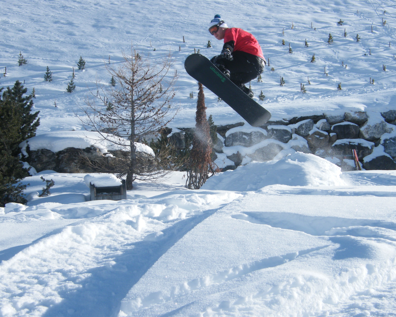 Катание на сноуборде на горнолыжном курорте Тинь, Франция