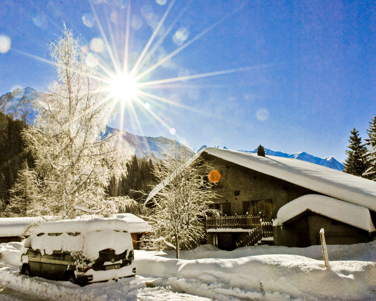 Солнце на курорте Шамони, Франция