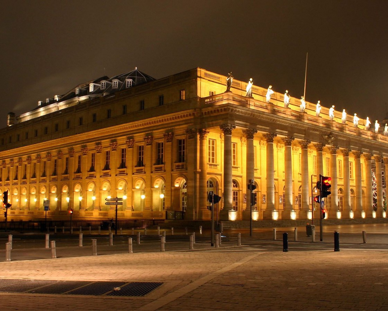 Театр в Бордо, Франция