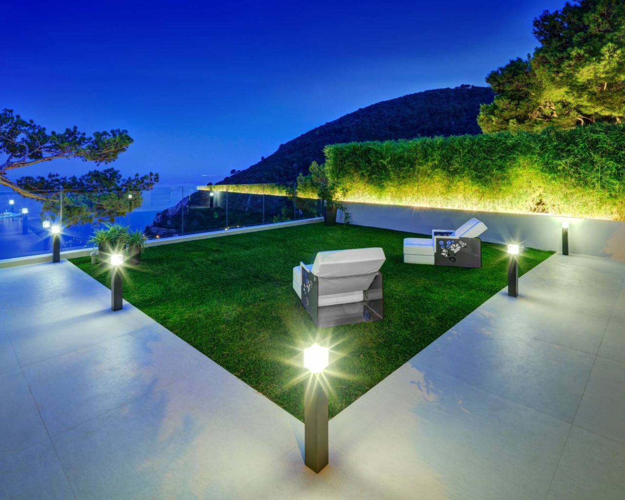 Вилла на побережье на курорте Эз, Франция