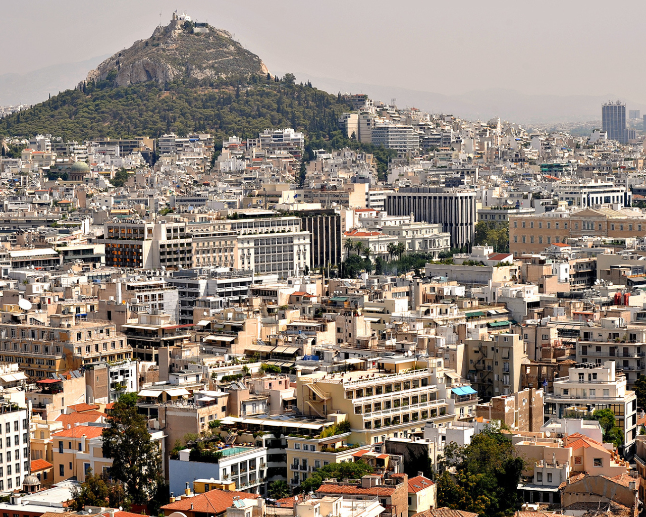 Гора в Афинах
