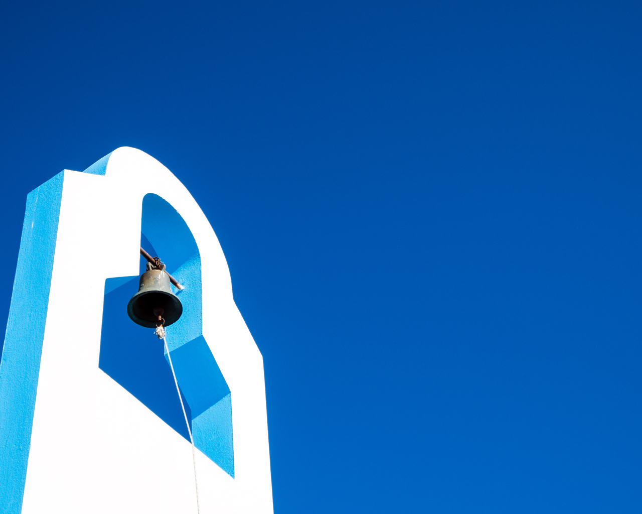 Нисирос, Греция