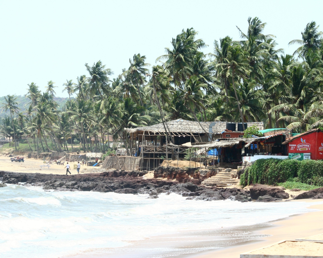 Отпуск на пляжах в Анджуне