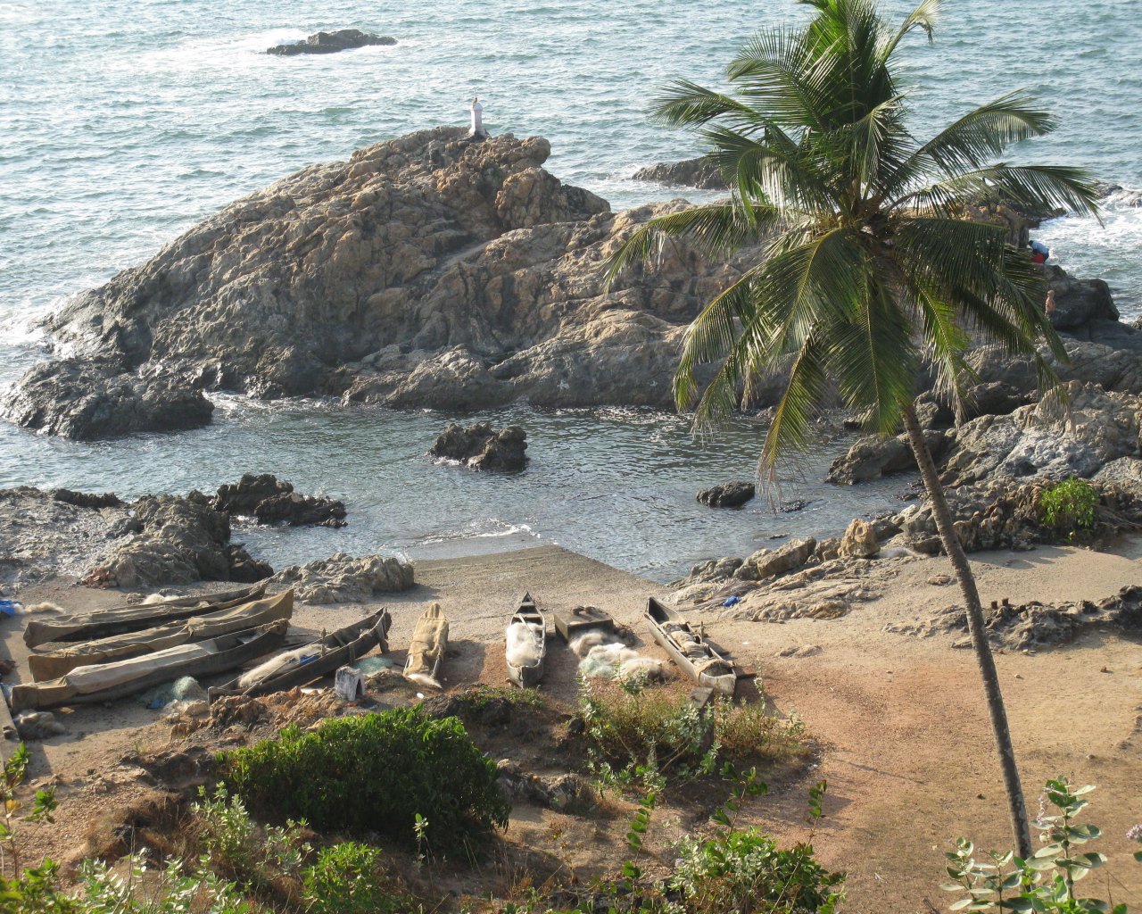 Побережье в Вагаторе