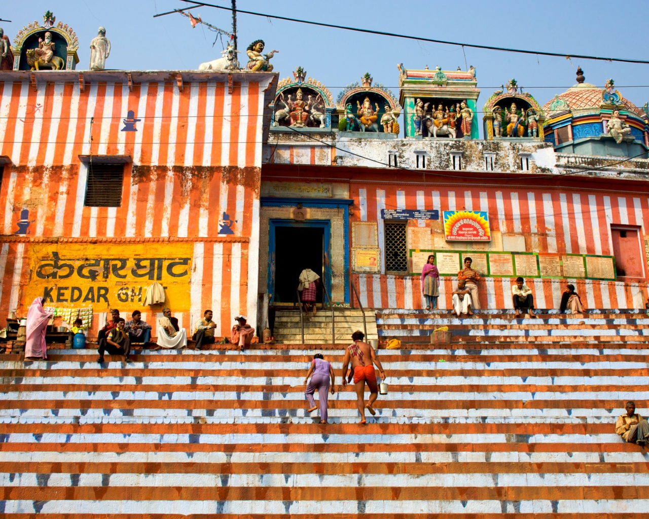 Красочные улицы в Варанаси