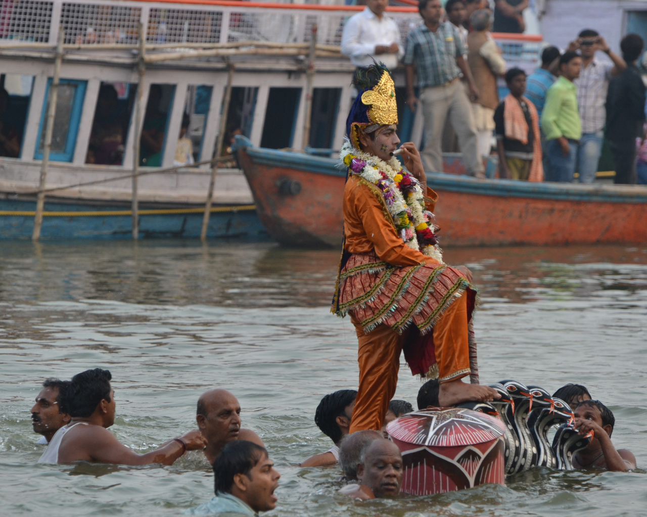 Фестиваль в городе Варанаси