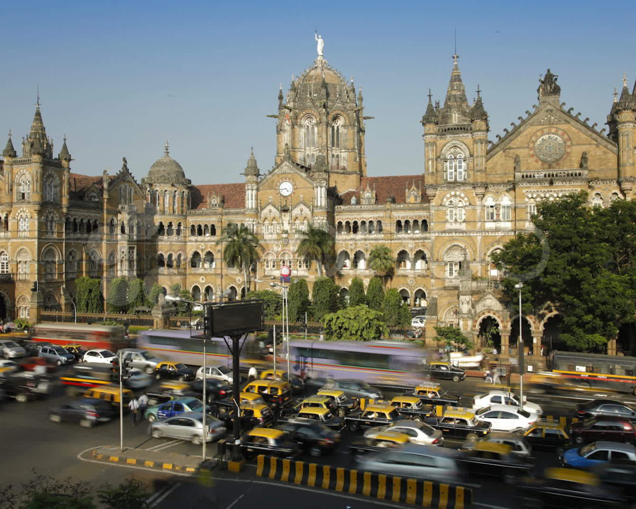 Дворец Шиваджи в Мумбае