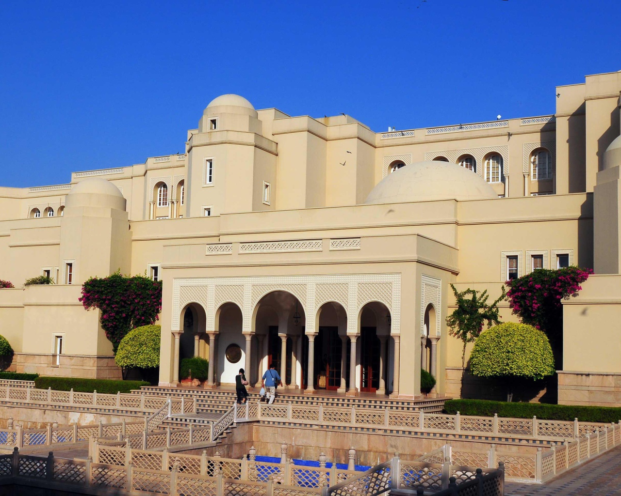 Летний отпуск в Агре