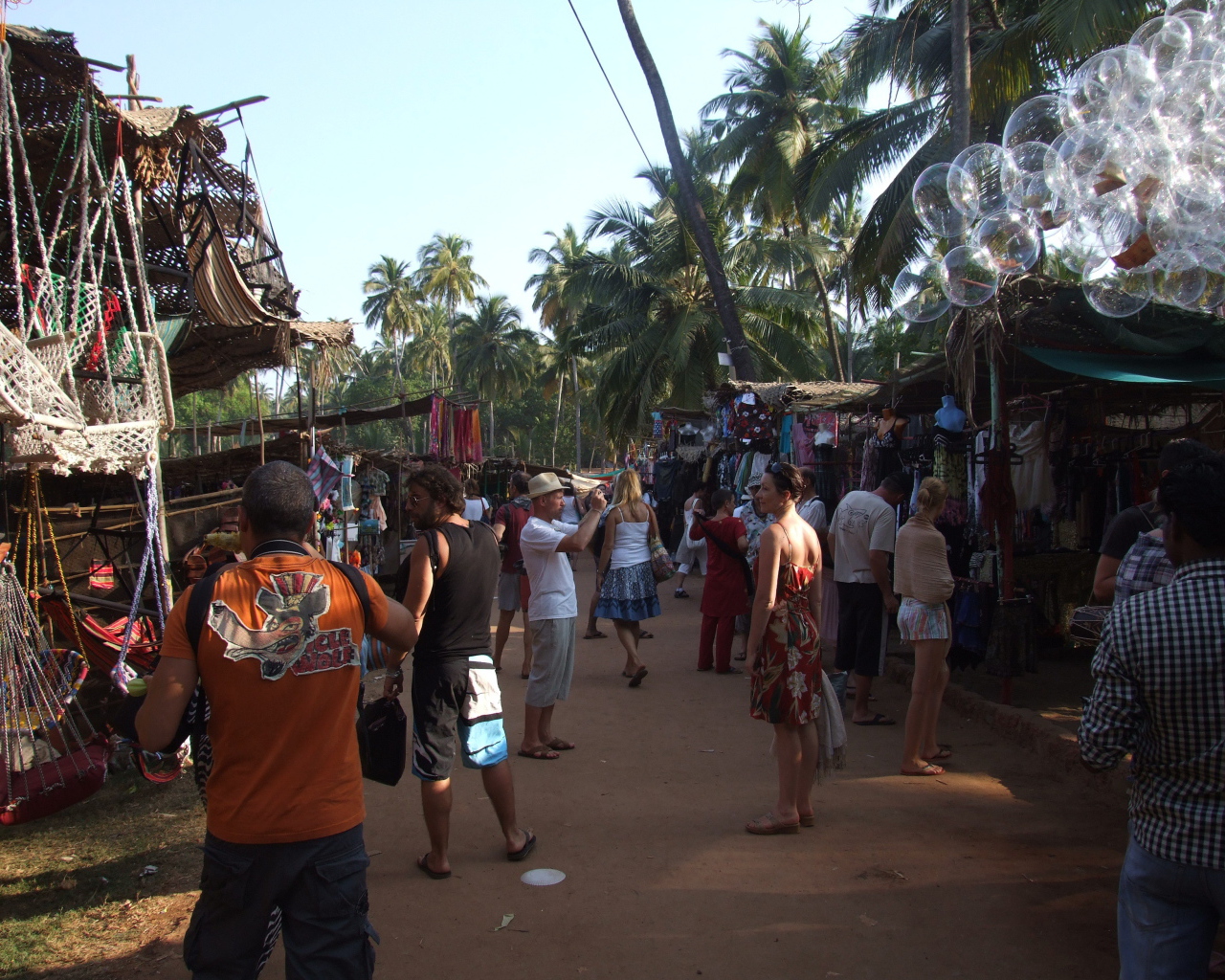 Известный рынок в Анджуне
