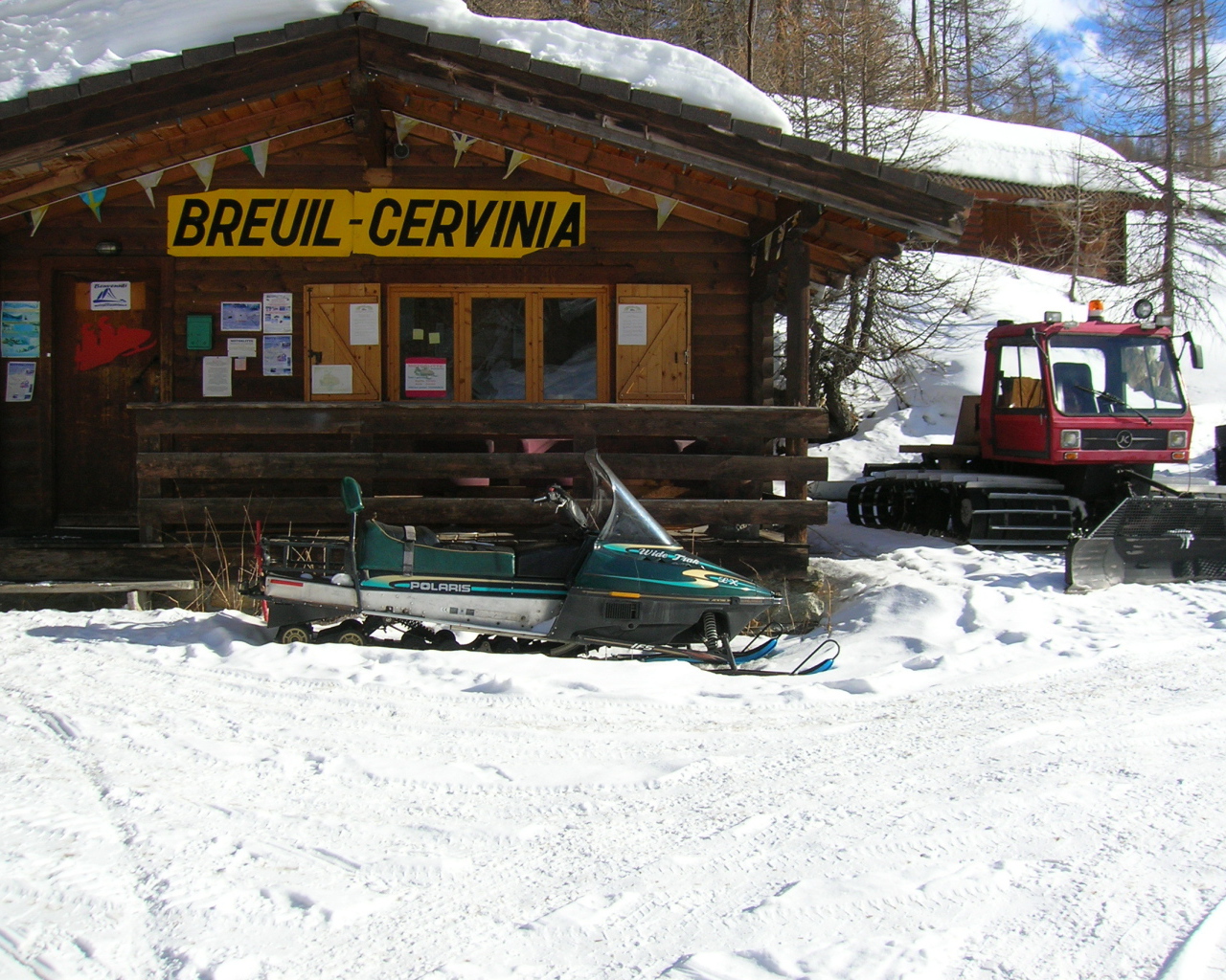 Администрация на горнолыжном курорте Червиния, Италия