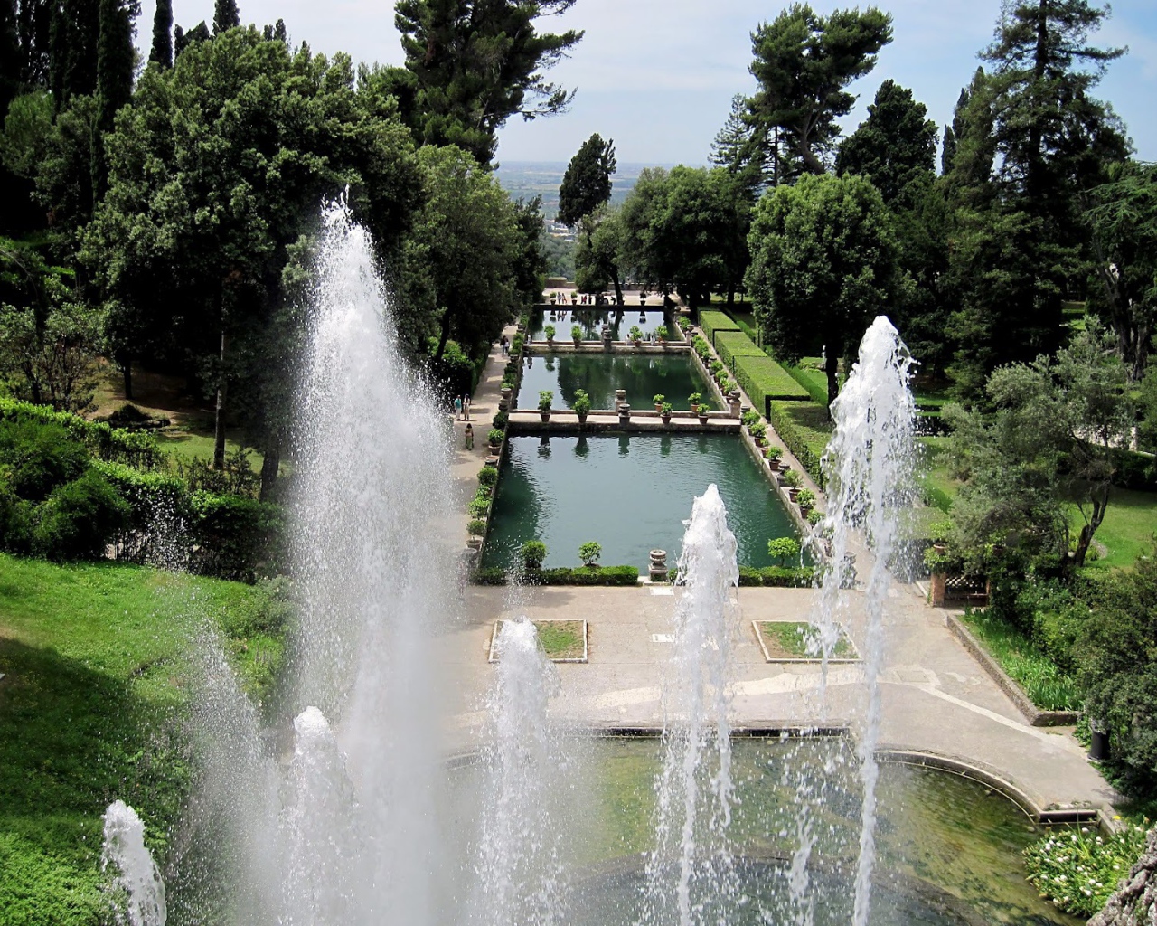 Искусственные озера в Тиволи, Италия