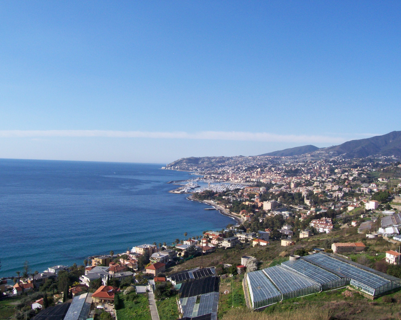 Голубая лагуна в Сан Ремо, Италия