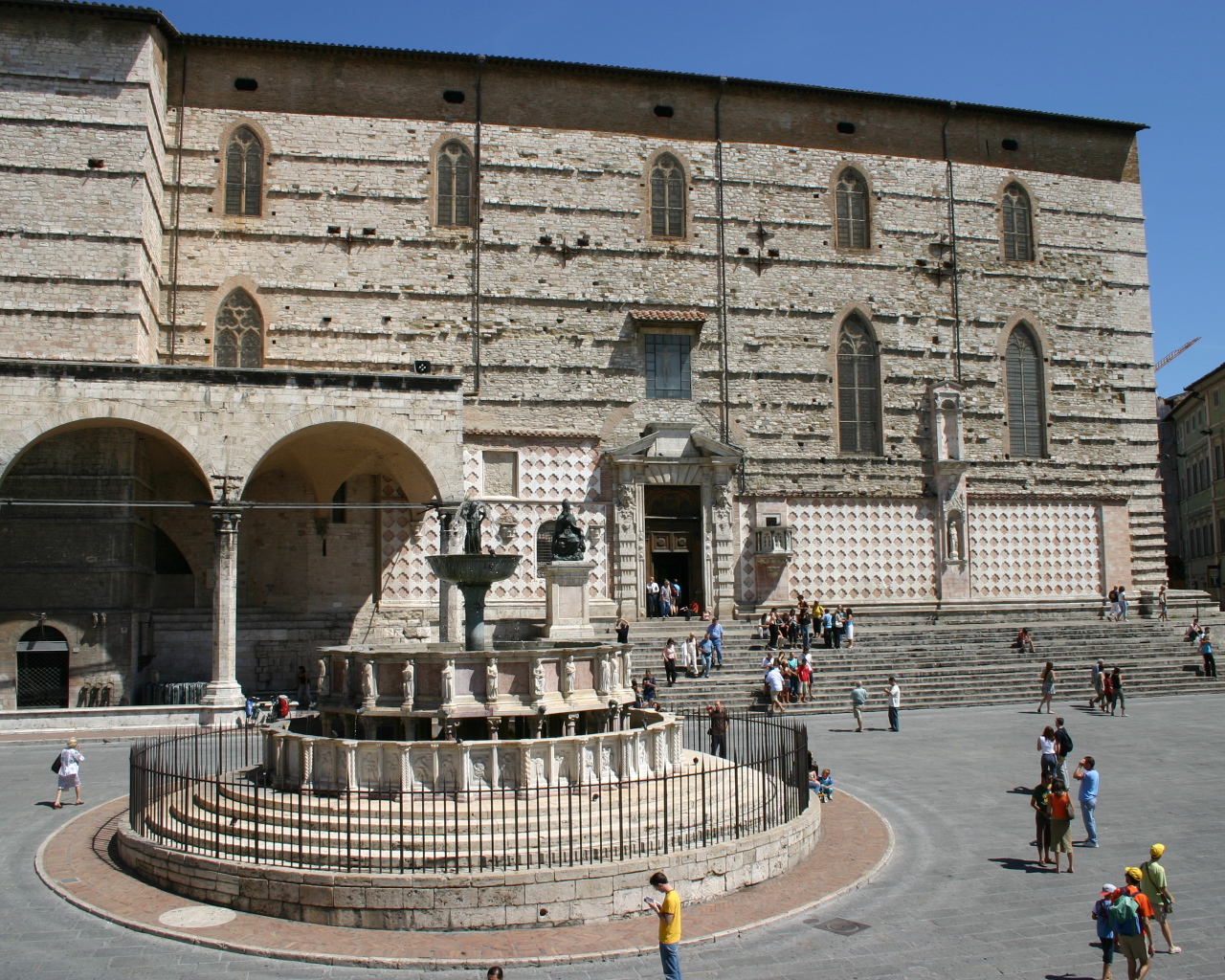 Собор в Перудже, Италия