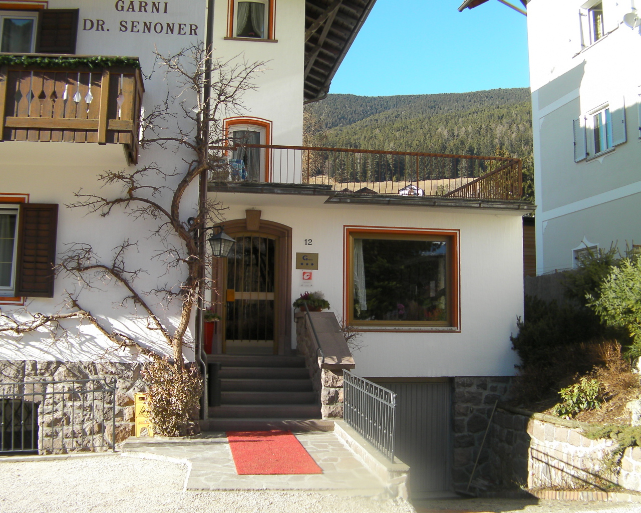 Гостиница на горнолыжном курорте Валь Гардена, Италия