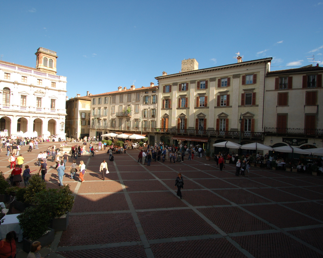 Главная площадь в Бергамо, Италия