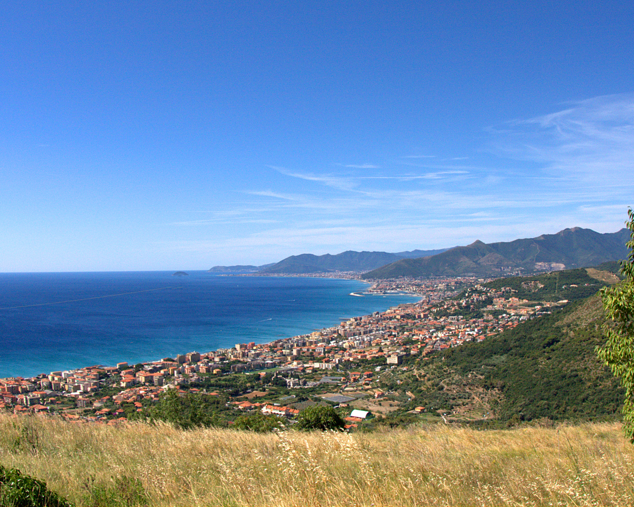 Курорт в Пьетра Лигуре, Италия